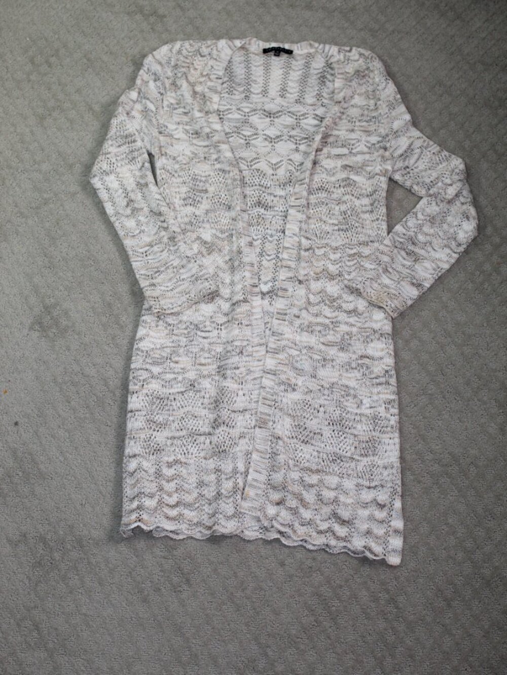 Love Ellie Sz M Neutral Cream Tan Long Sleeve Lightweight Long Open Cardigan